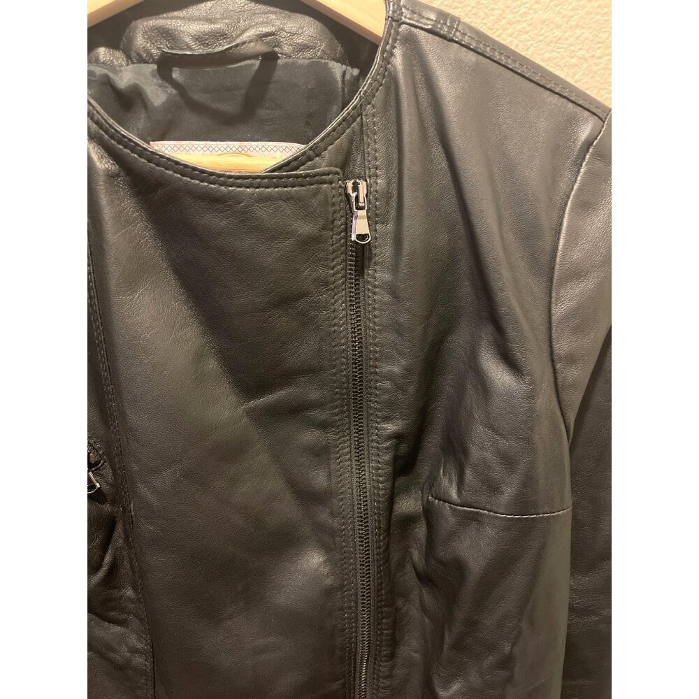 Authentic Vintage De Luxe Italian Black Leather Jacket Sz Women 44 M Zippers - Picture 5 of 12